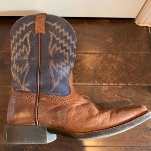 Boys  Ariat boots